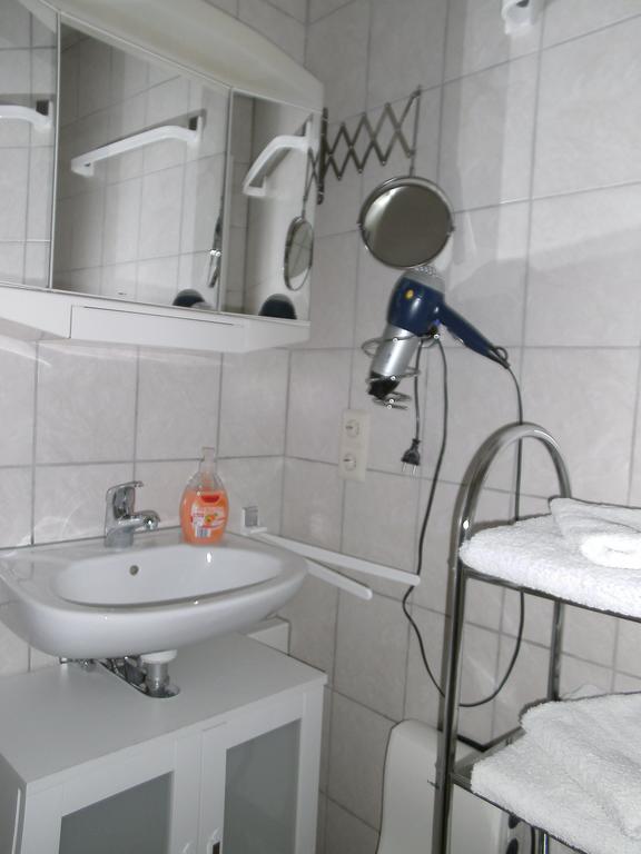 Pension & Apartments Linkemuehle Niederfell 外观 照片